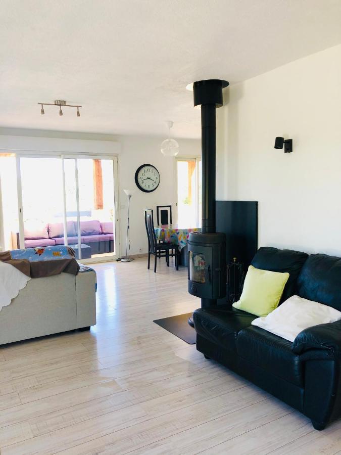 Madame Li Apartment Коголен Екстериор снимка